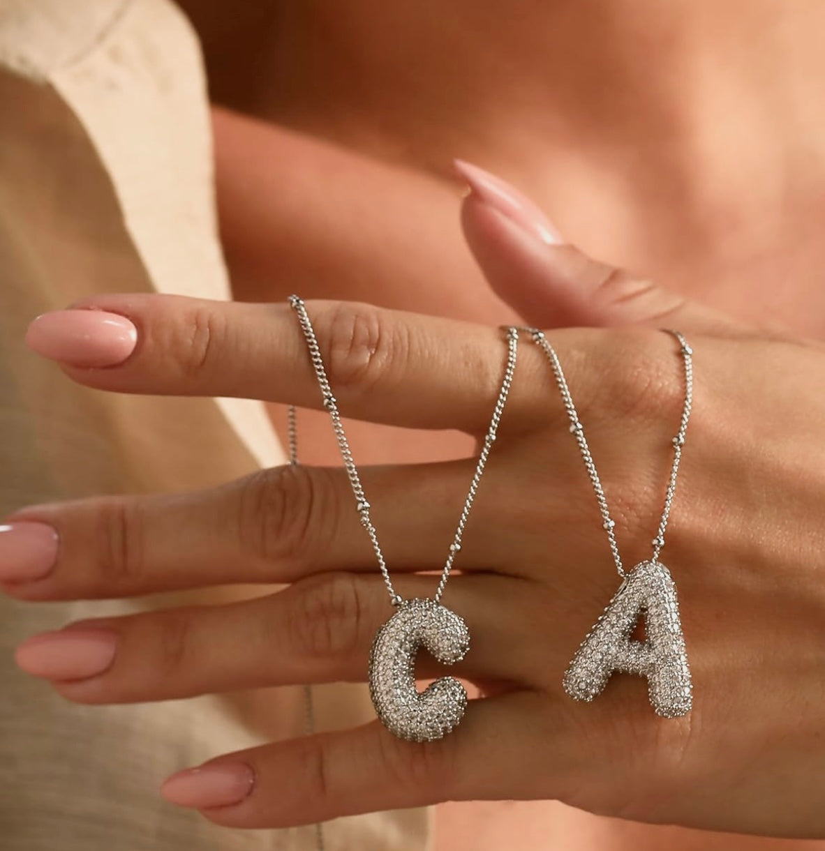 閃石泡泡字母項鍊