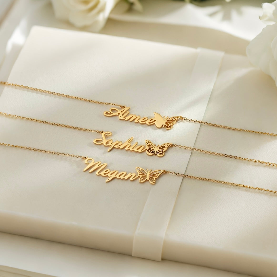 蝴蝶字母項鍊
