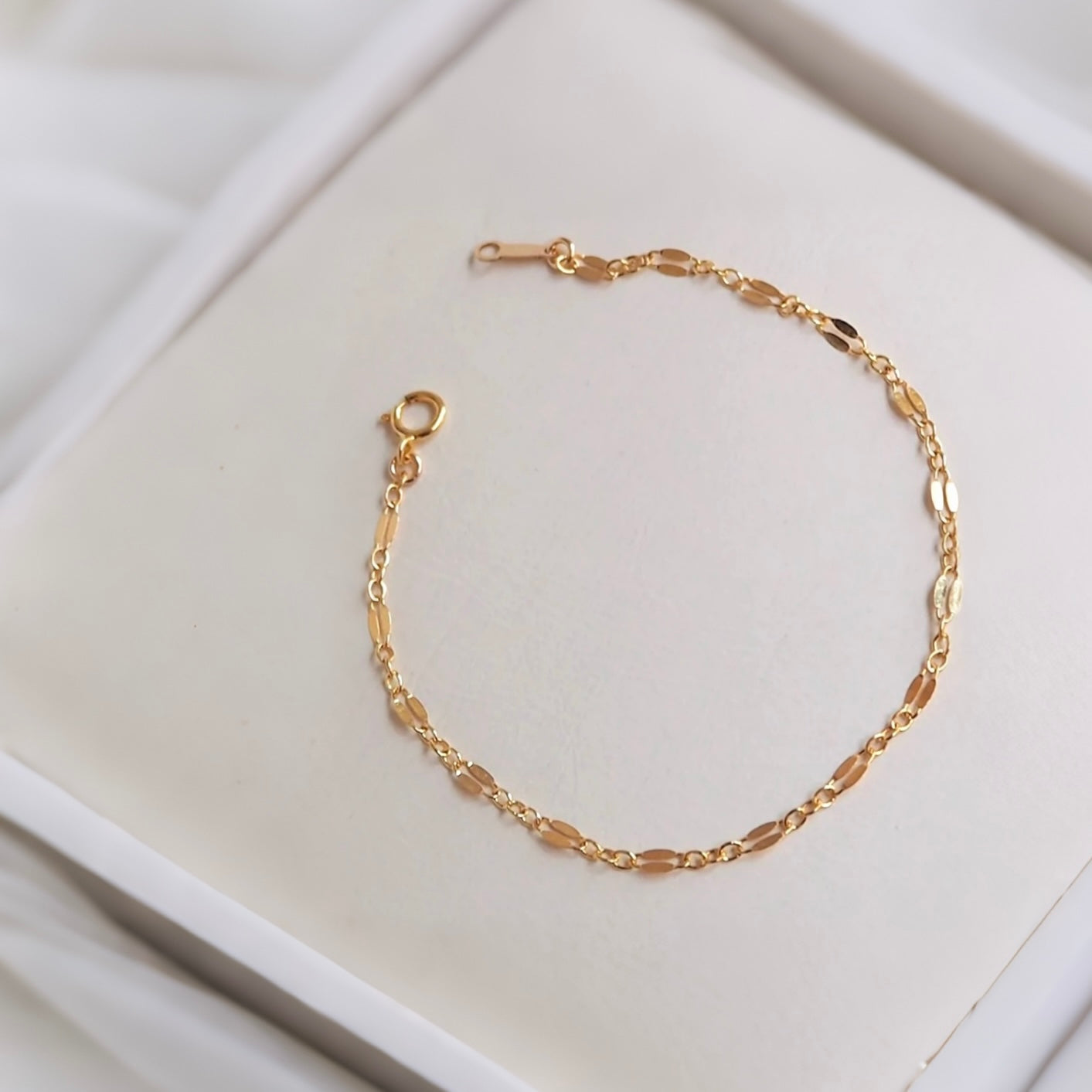 AURORA Shimmer Mirror Chain Bracelet