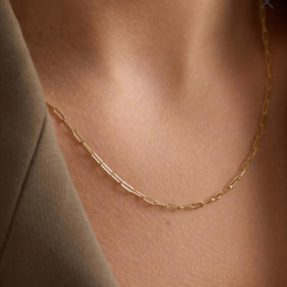ÈVE Paperclip Chain Necklace
