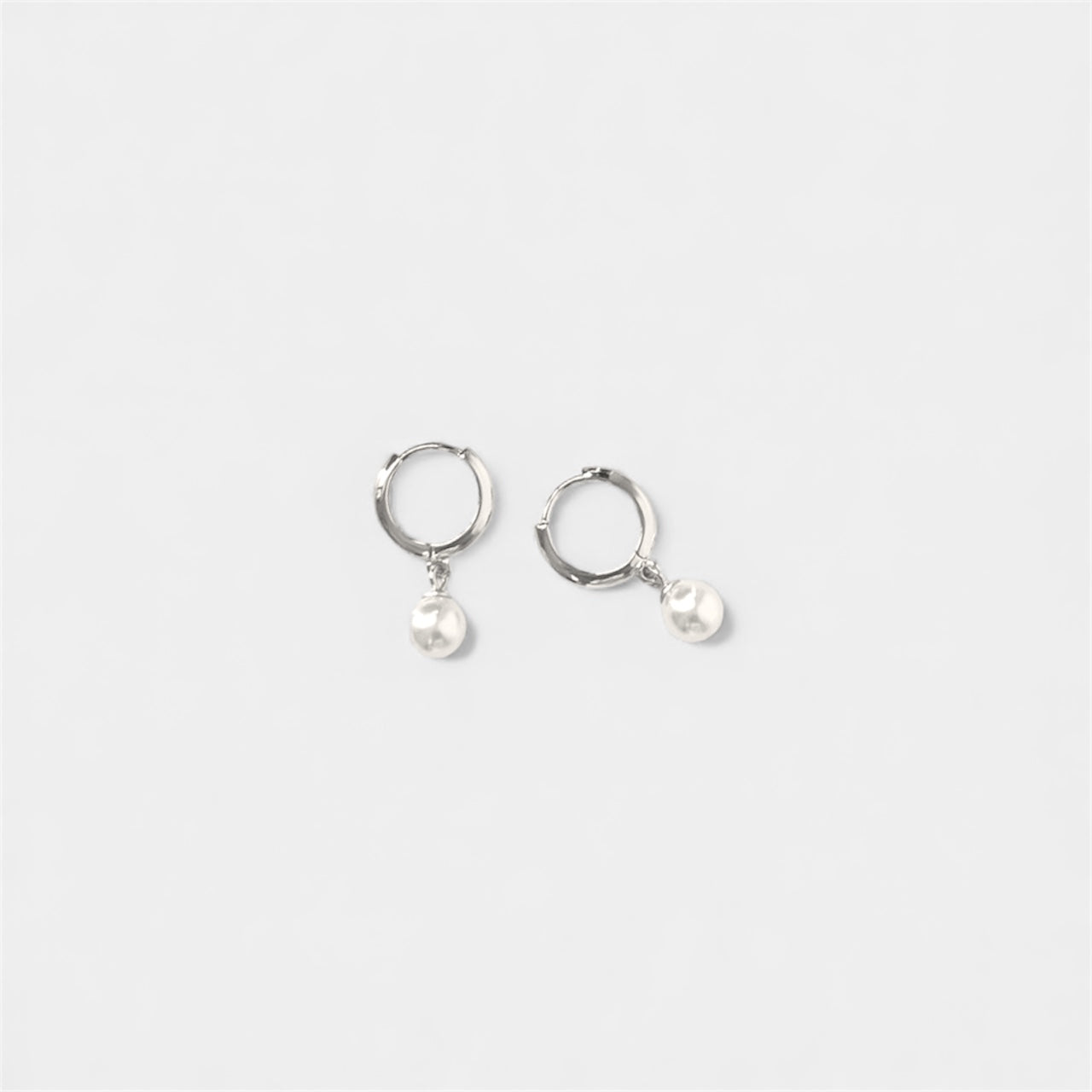 DORA Pearl Huggie Hoop Earrings