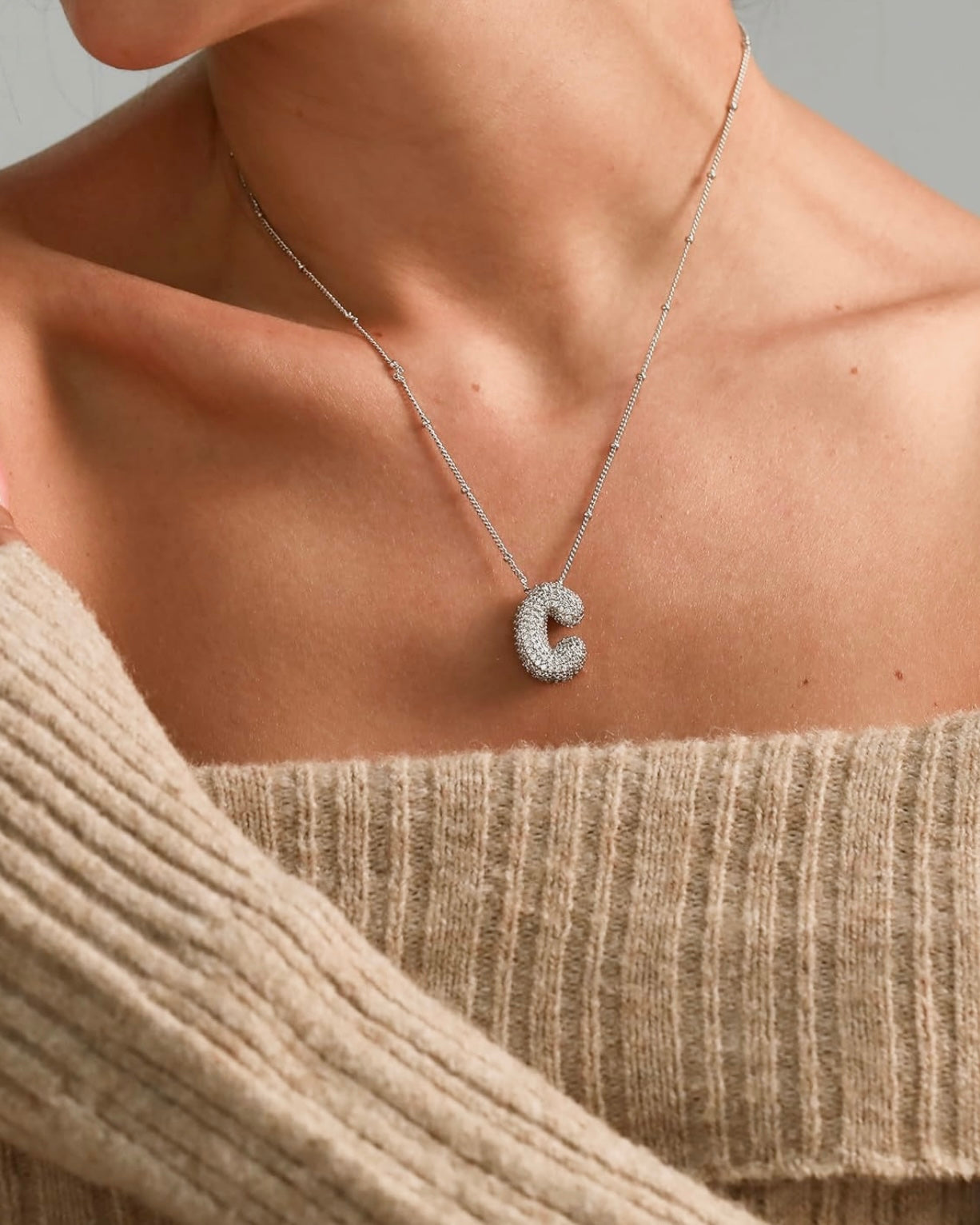 閃石泡泡字母項鍊